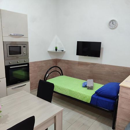 Al Civico 13 Appartement Foggia Buitenkant foto